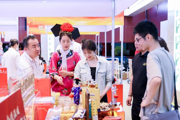 “党建引颈产业革命联建机制”开启高质料发展新篇